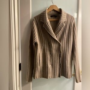 Luxury Bloomingdale’s cashmere sweater